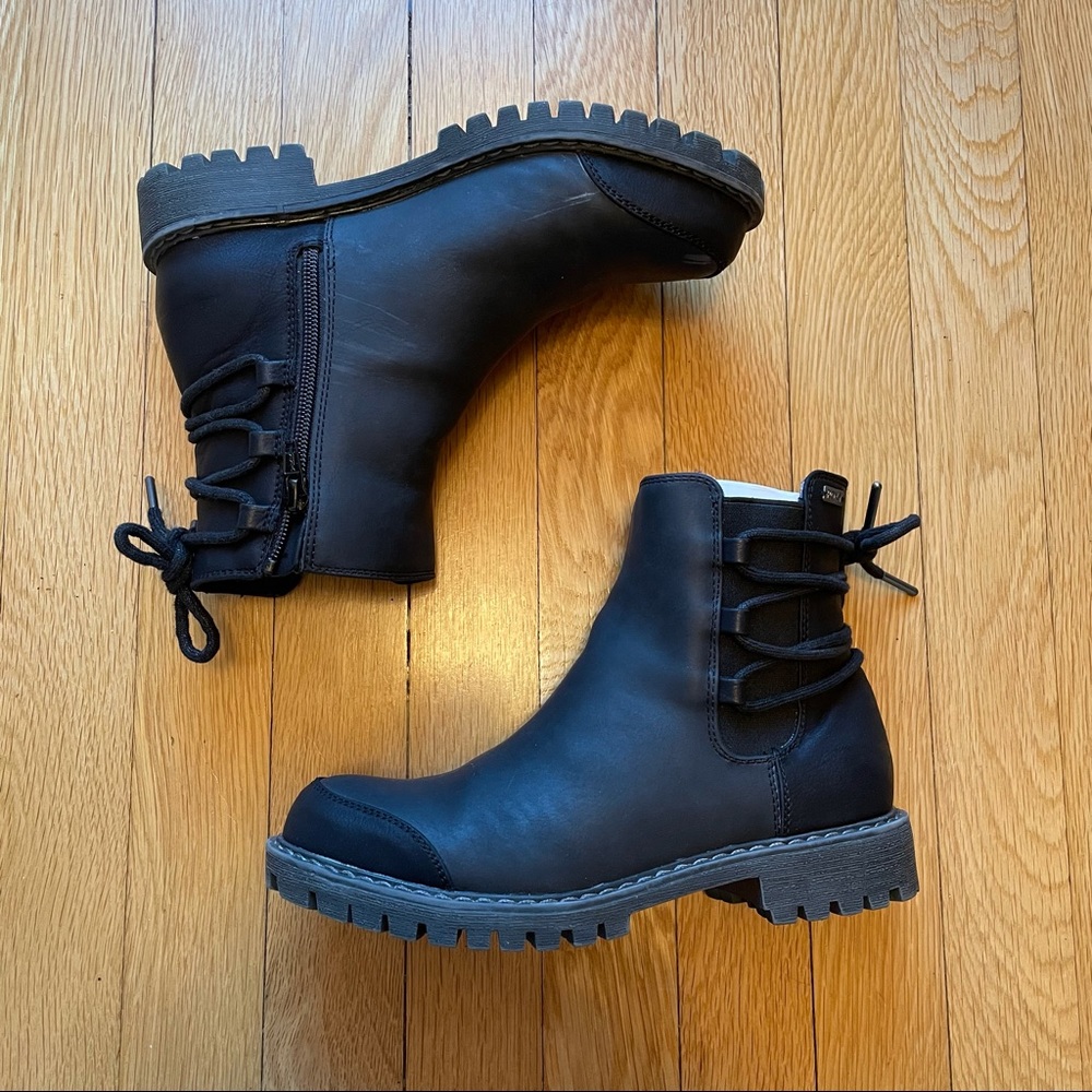 Roxy Kearney Ankle Bootie - Picture 8 of 12